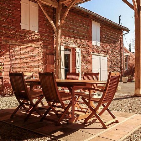 Ferme Aquinaut - Le Paradis Montesquieu-Volvestre エクステリア 写真