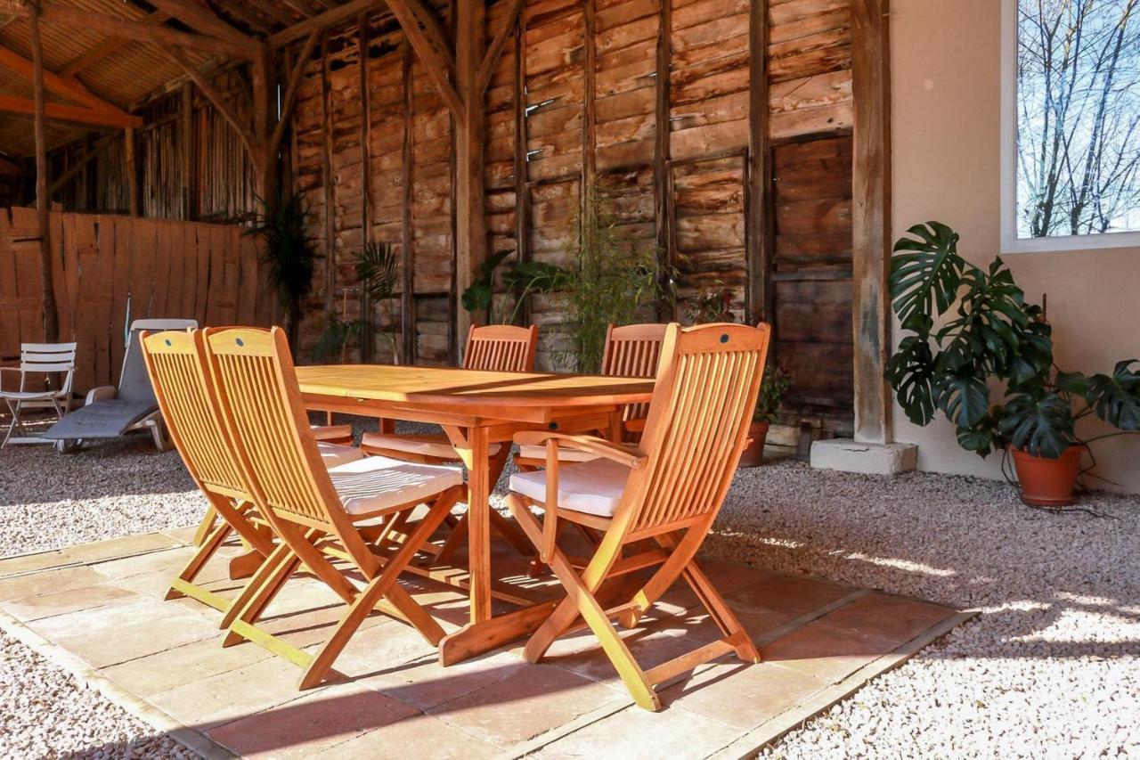 Ferme Aquinaut - Le Paradis Montesquieu-Volvestre エクステリア 写真