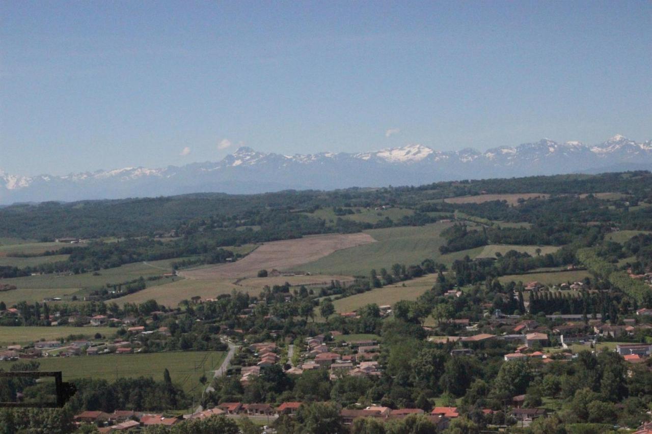 Ferme Aquinaut - Le Paradis Montesquieu-Volvestre エクステリア 写真